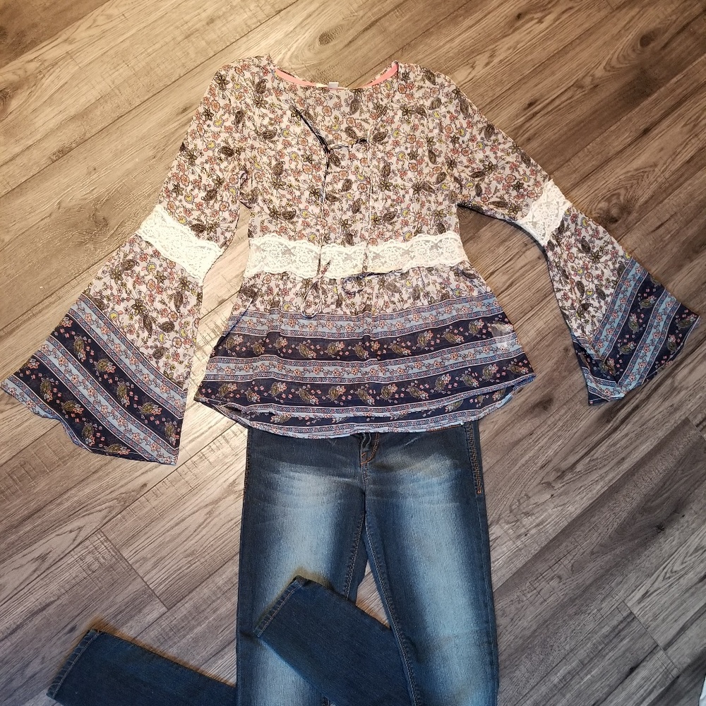 Taylor and Sage bell sleeved top from Nordstrom